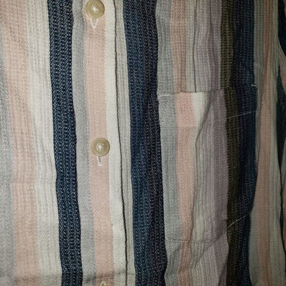 SONOMA VERTICAL STRIPE LIGHTWEIGHT  BAGGY BUTTON DOWN SHIRT SIZE MEDIUM - Picture 2 of 6